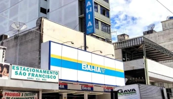 Casas Bahia - 105 - Centro