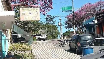 Charme Roupas e Acessórios - Itatiaia