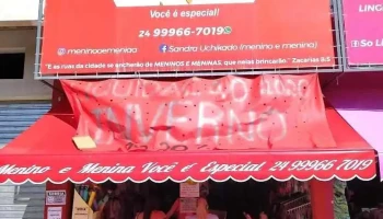 Menino e Menina Roupas Infantis e Presentes - Porto Real