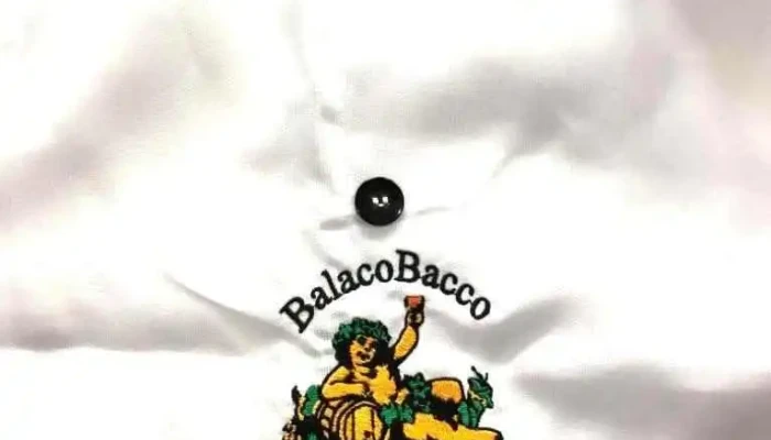 Confeccao De Bordados Padrao Brasil Em Paraty Fabrica De Uniformes Camisa Polo Algodao Jaleco Avental Toucas Bones Tecido Textil - Paraty