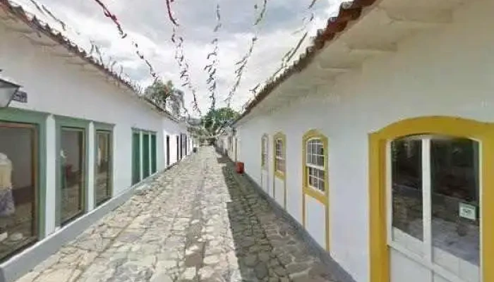 Coral Brazil -    Osklen   Richards   Lenny Niemeyer   Min   Pineapple Street View E 360deg - Paraty