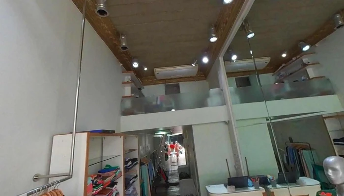 Desfiando Moda Feminina -  Street View E 360deg - Petrópolis