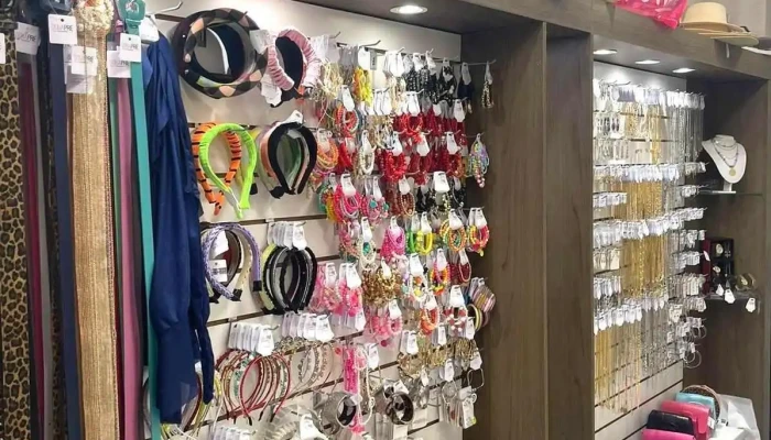 Dona Prie Acessorios E Bijuterias Tudo - Barra Mansa