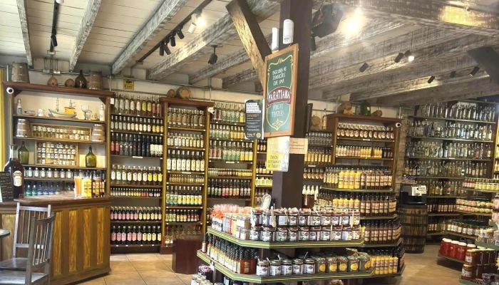Emporio Da Cachaca Perto De Mim - Paraty