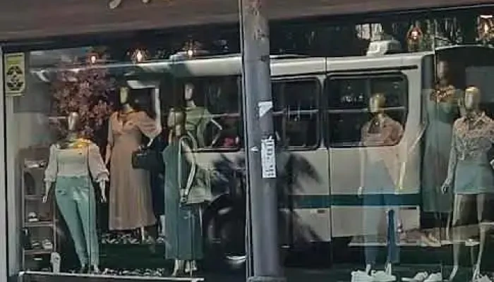 Floratta Roupas e Acessórios - Petrópolis
