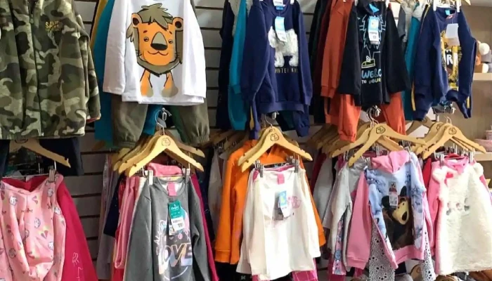 Kelly Rocha Bebe Pinheiral Interior - Pinheiral