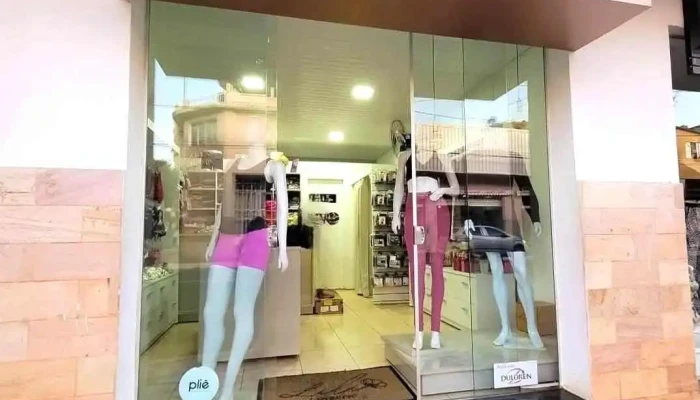 Lili Lingerie - N° 58 - Centro