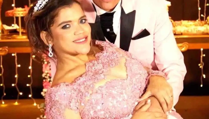 Livia Noivas E Debutantes   Itaguai   Rj Do Proprietario - Itaguaí
