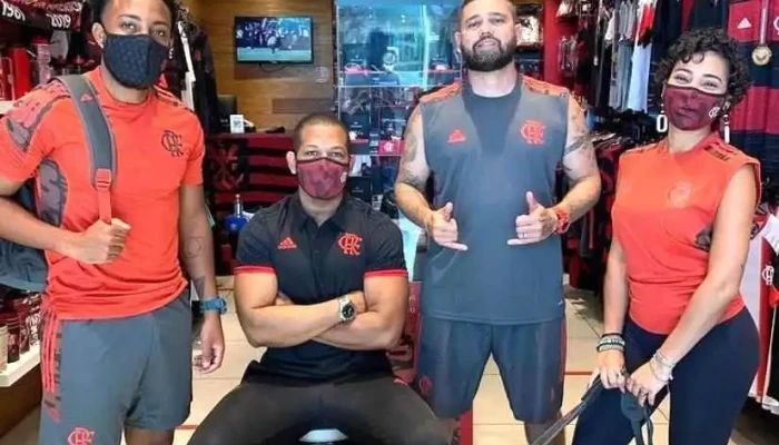 Loja Oficial Do Flamengo Em Macae   Nacao Rubro Negra Macae Do Proprietario - Macaé