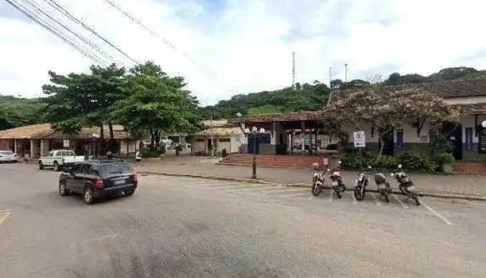 Loja Sapataria Leao Street View E 360deg - Paty Do Alferes