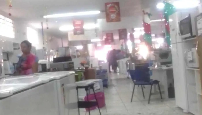 Loja Zema - Alpinópolis - 566 - Centro