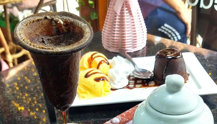 Lolita Penedo -  Telefone - Itatiaia