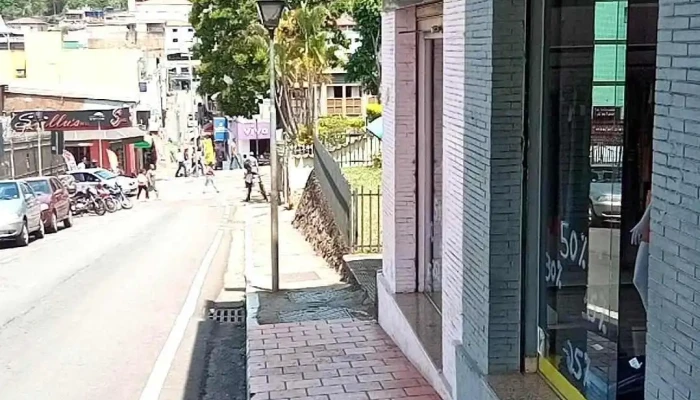 Luchesi Store - 191 - Centro