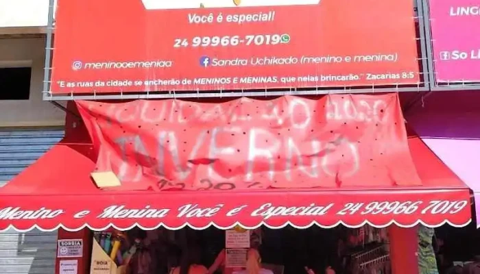 Menino e Menina Roupas Infantis e Presentes - Porto Real