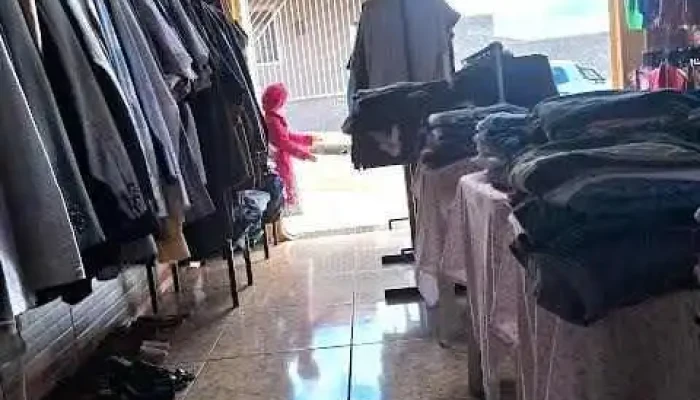 O Bom Bazar Loja de Roupas - 578 - Chácara Das Rosas