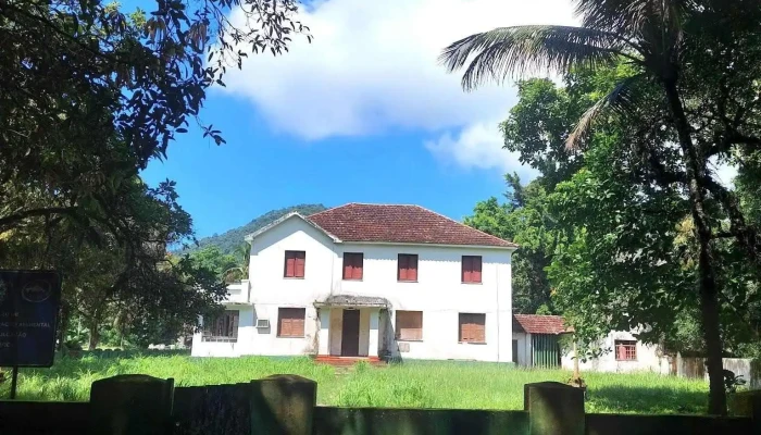 Praia De Dois Rios -  Igreja De Dois Rios Uerj - Angra Dos Reis