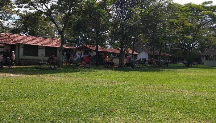 Restaurante Feira Da Roca Tudo - Quatis