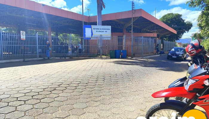 Rodoviária de Araçuaí - 1117-1221 - Alto Mercado