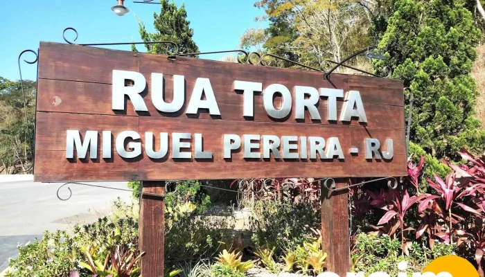 Rua Torta -  Tudo - Miguel Pereira