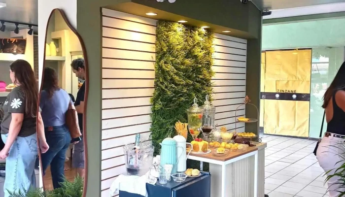 Santa Lolla -  Interior - Miguel Pereira