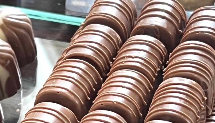 Tonttulakki Suklaat Fabrica De Chocolate Comentarios - Itatiaia